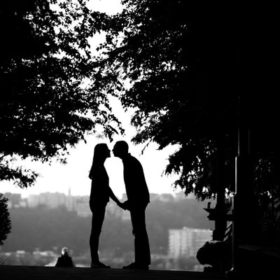 park Silhouette kiss engagement session westchester NY