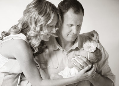 Family Photography | Newborn, Mom and Dad