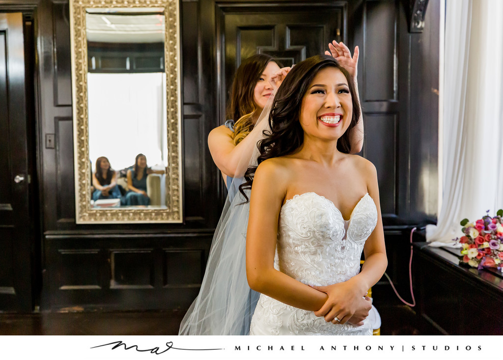 Bride Getting Ready at Majestic Downtown Prep
