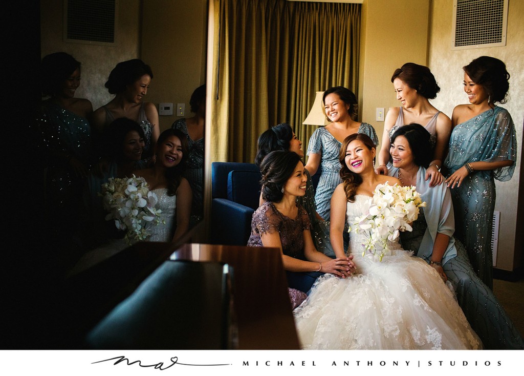 Getting Ready: Bride and Bridesmaids