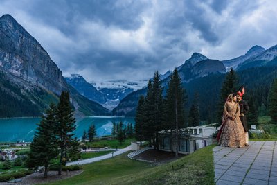 A Destination Wedding Photo in Lake Louise
