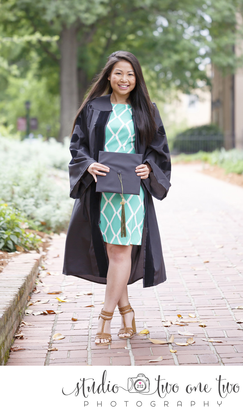 Cap and gown photographer in Columbia SC