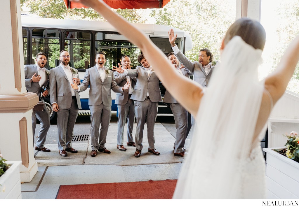 Bride First Look with the Groomsmen 