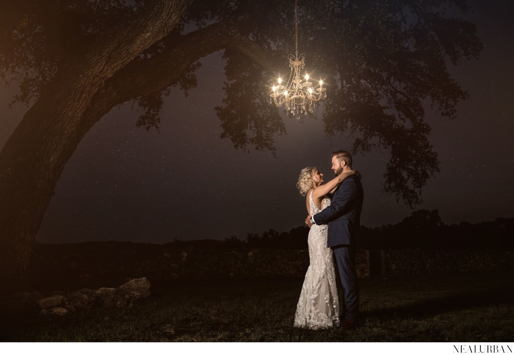 The 1850 Settlement Bride & Groom San Antonio TX