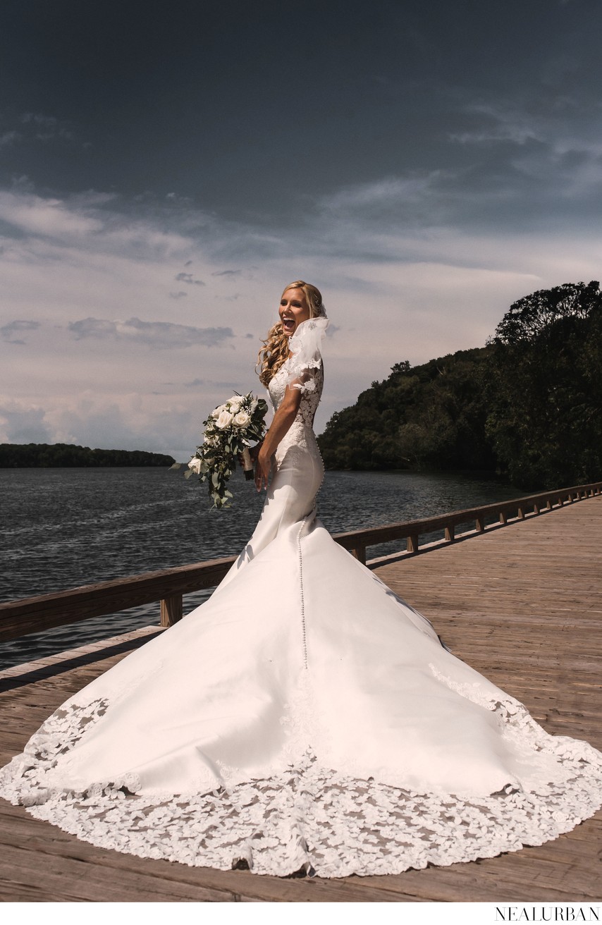 Bride by the Lewiston Boat Docks