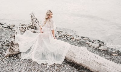 Bright and Airy Beach Maternity