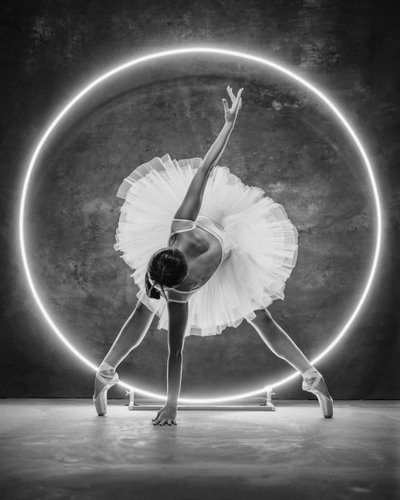 Ring Light Ballet Dancer