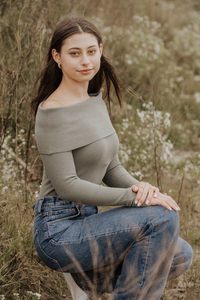 Simple High School Senior Photos at the Park