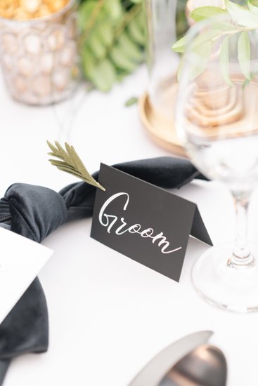groom name card reception seating