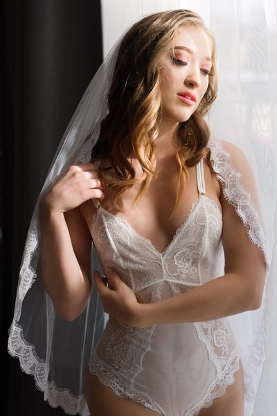 Best Boudoir Photographer for Brides in Brisbane