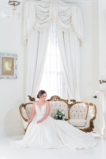 Bridal portrait in Nottoway White Room