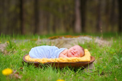 Smiling Newborn Photos - Ulysses Photography