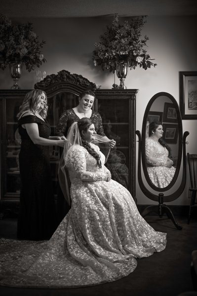 Lehigh Valley Bride Getting Ready