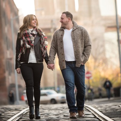 Cityscape Engagement Photos in Dumbo