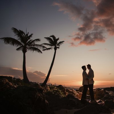 wedding silhouette beach
