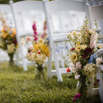 aisle runner flowers liberty view farm wedding