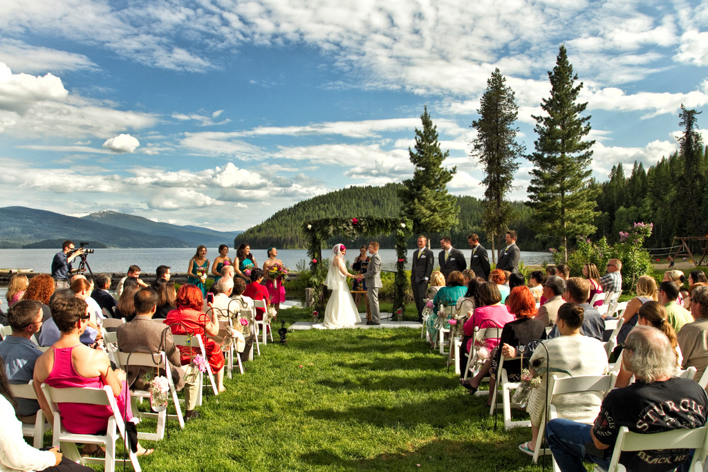Ceremony photo at the beautiful Elkins Resort located in Priest Lake.  