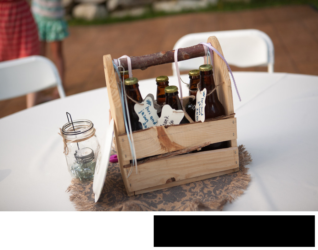 wedding-party-favor-homemade-beer-diy