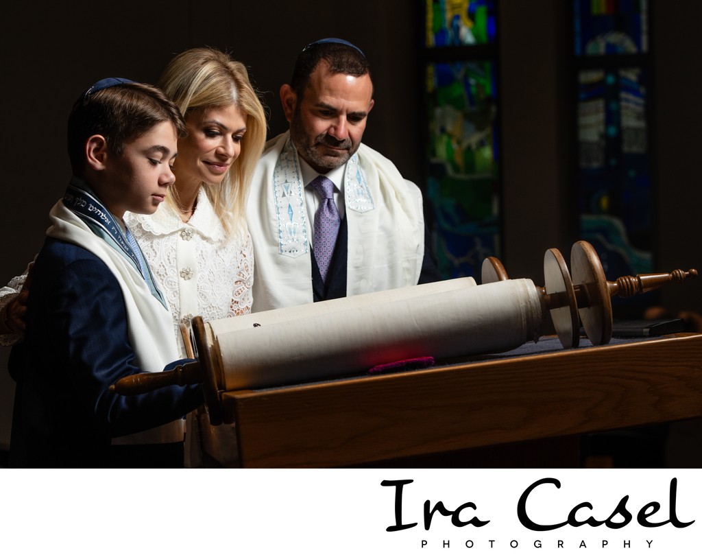 Mitzvah Photographer Captures Beautiful Temple Pictures