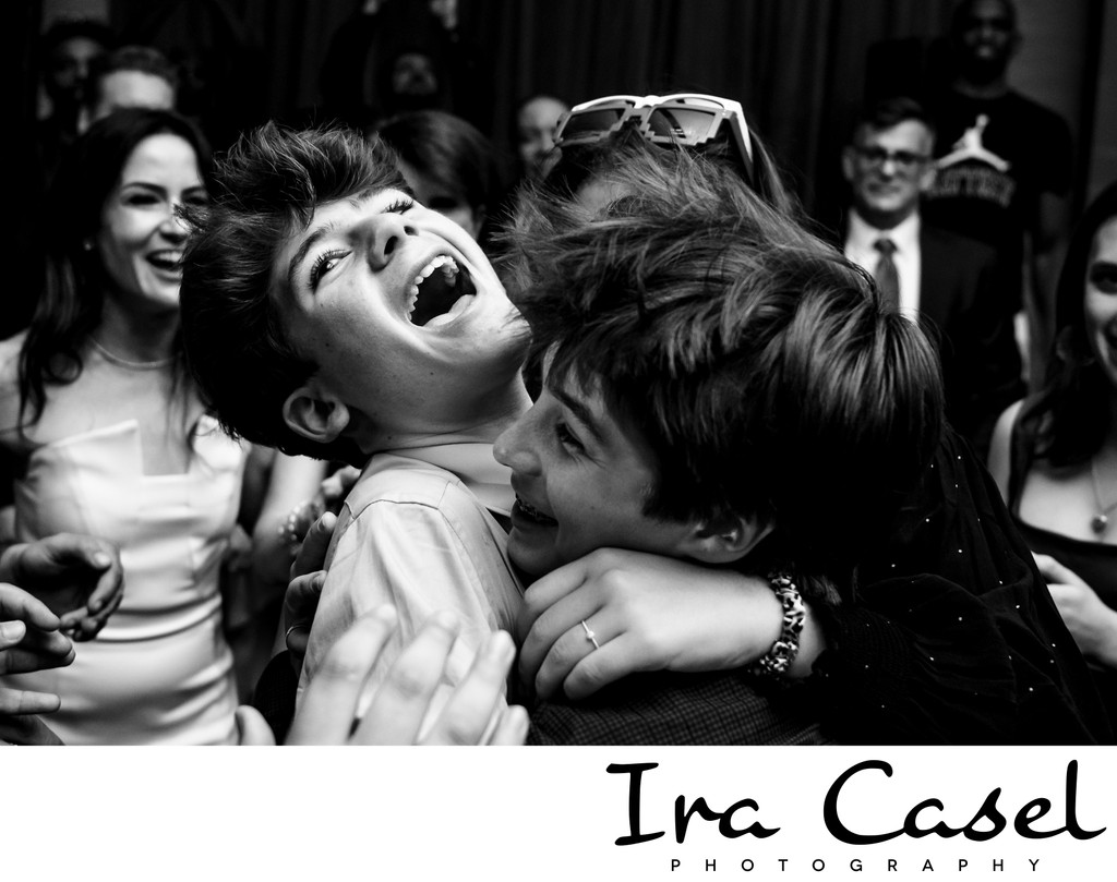 Mitzvah Photographer Who Captures Real Candid Moments