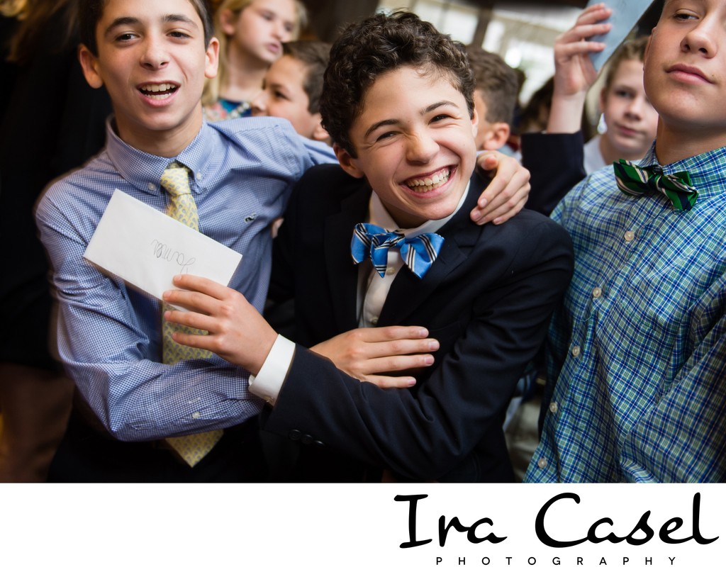 Top Bar Mitzvah Photographer for Candid Moments