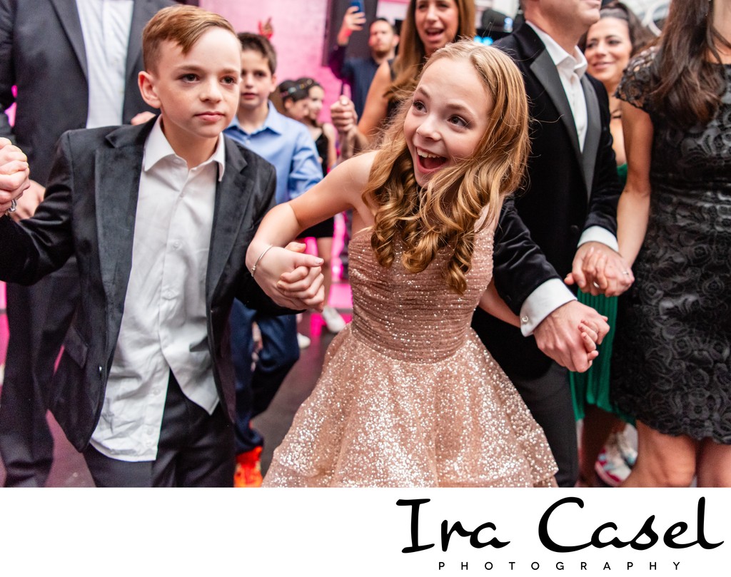 Bat Mitzvah Photographer Who Captures It All
