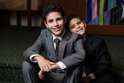 Candid Temple Pictures for Bar Mitzvah