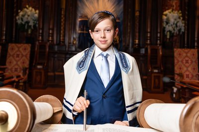 NYC Bar Mitzvah Photographer for Central Synagogue