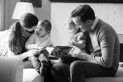 Story Time Photos: Capture Your Sweetest Moments