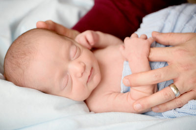Natural Newborn Photography with Dad's Gentle Hands