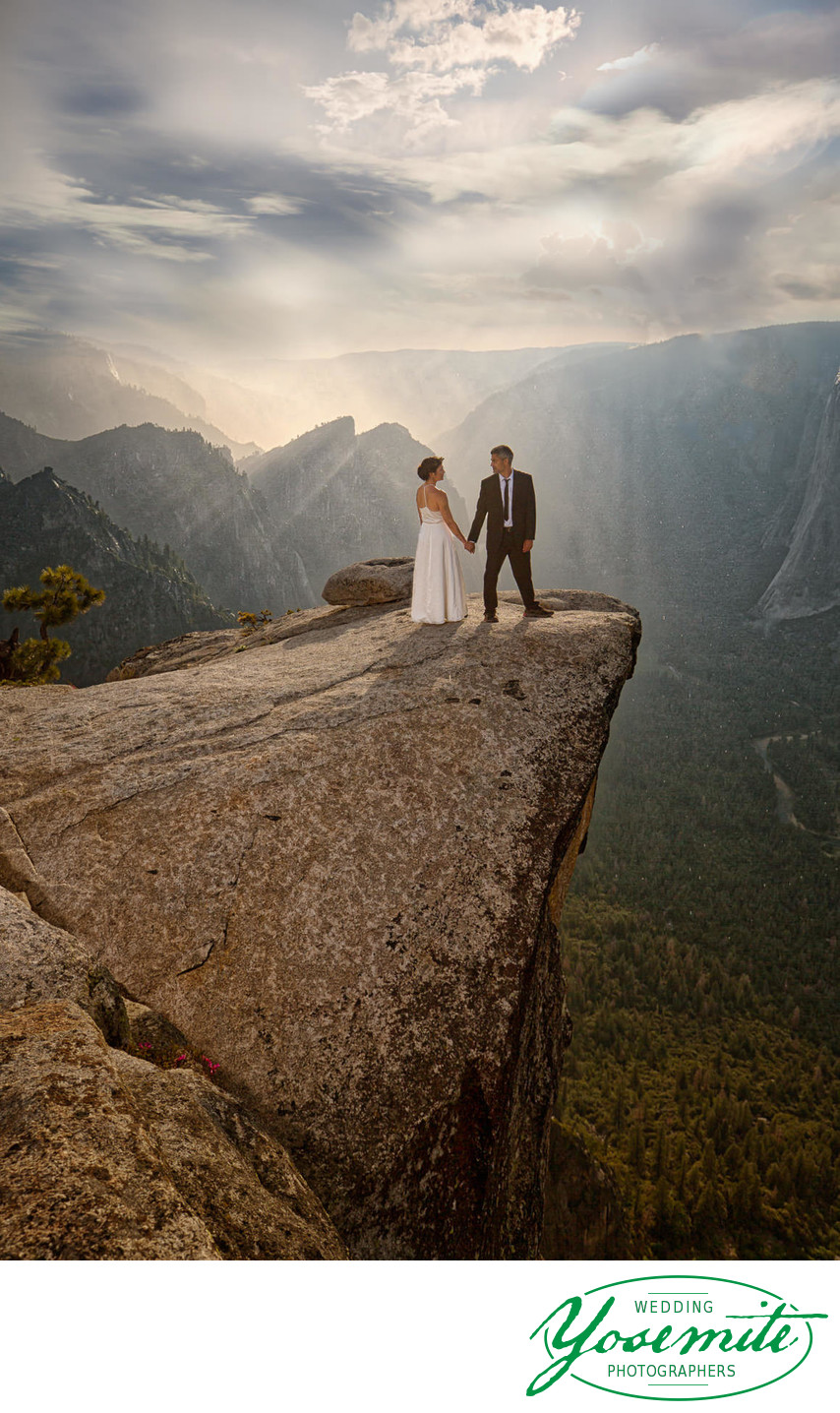Wedding Taft Point, Yosemite National Park