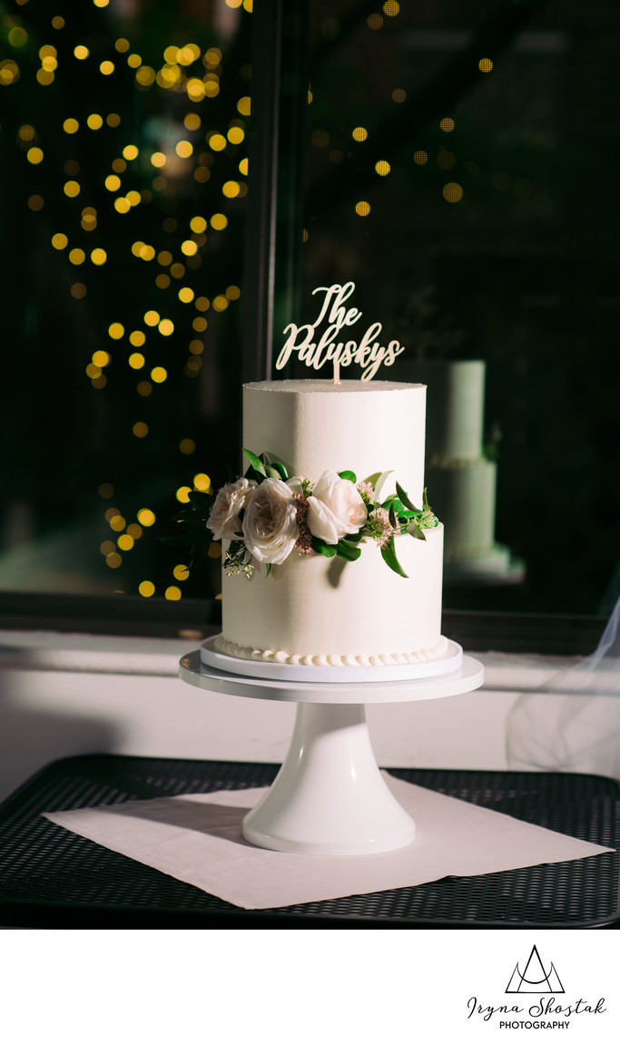 The Most Beautiful 2 Tier Wedding Cakes Designs For NJ Ceremonies
