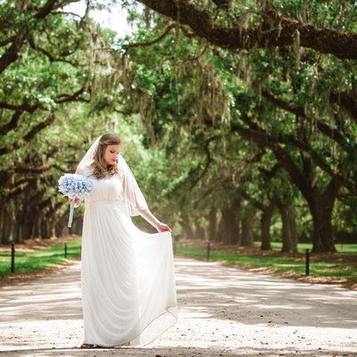 Bride in Boone Plantation in South Carolina