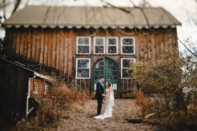 Best rustic wedding photographer in Blue Bell