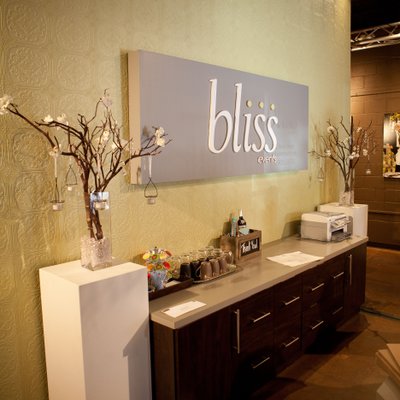 Bliss Wedding Studio 