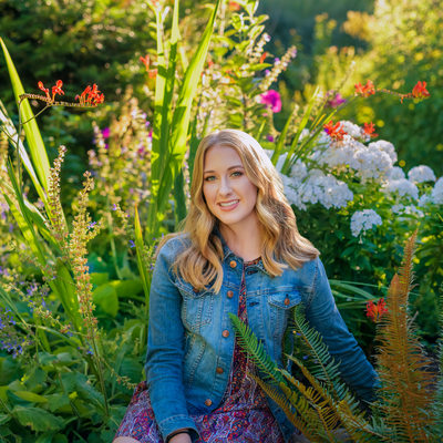 Outdoor High School Photos in Vancouver gardens