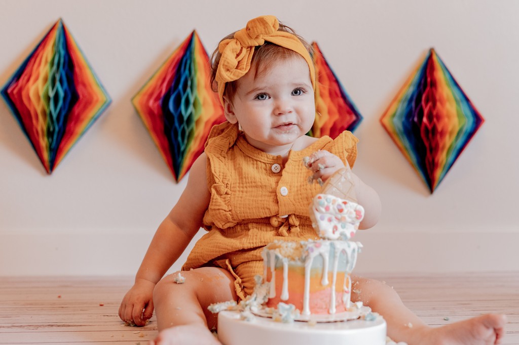 Sioux Falls SD children’s photographer smash cake1
