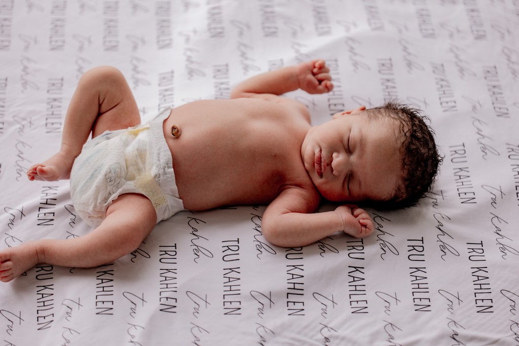 Sioux Falls Newborn Photographer 8195
