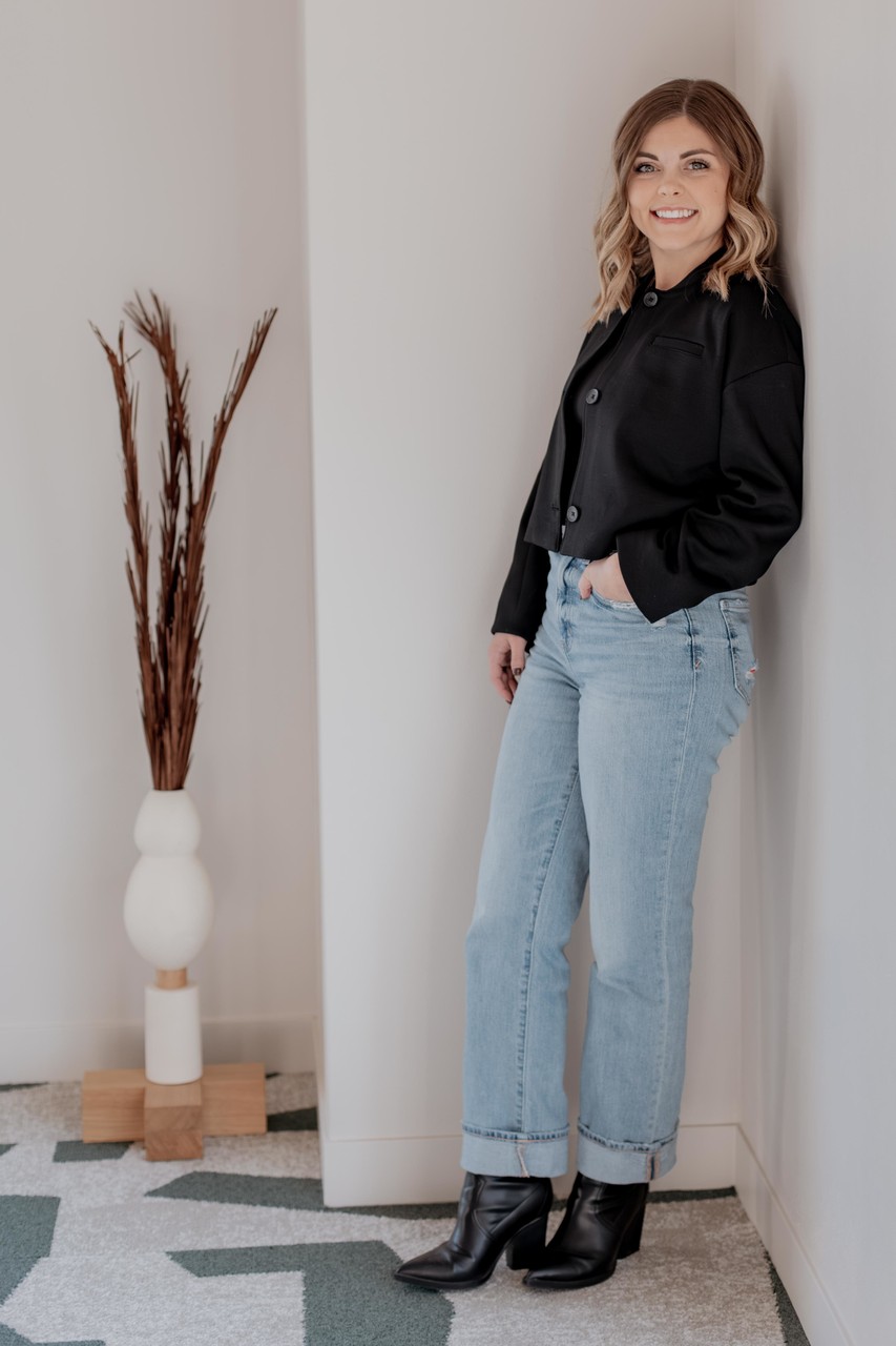 Sioux Falls Photographer Head Shots-75