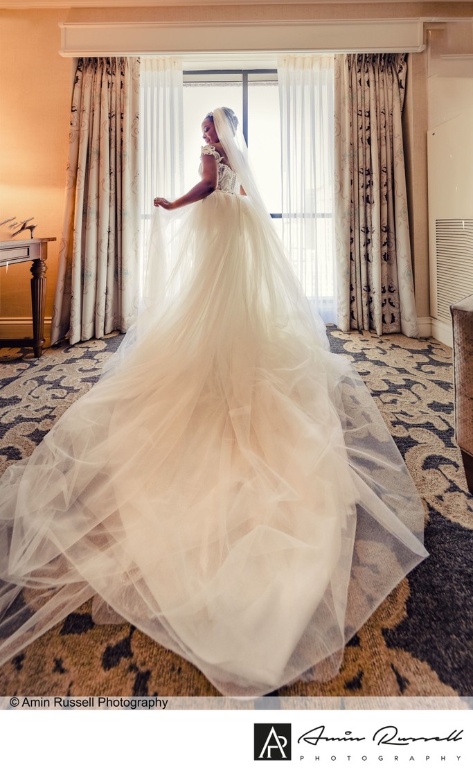 Bridal portrait at the Hilton on the River