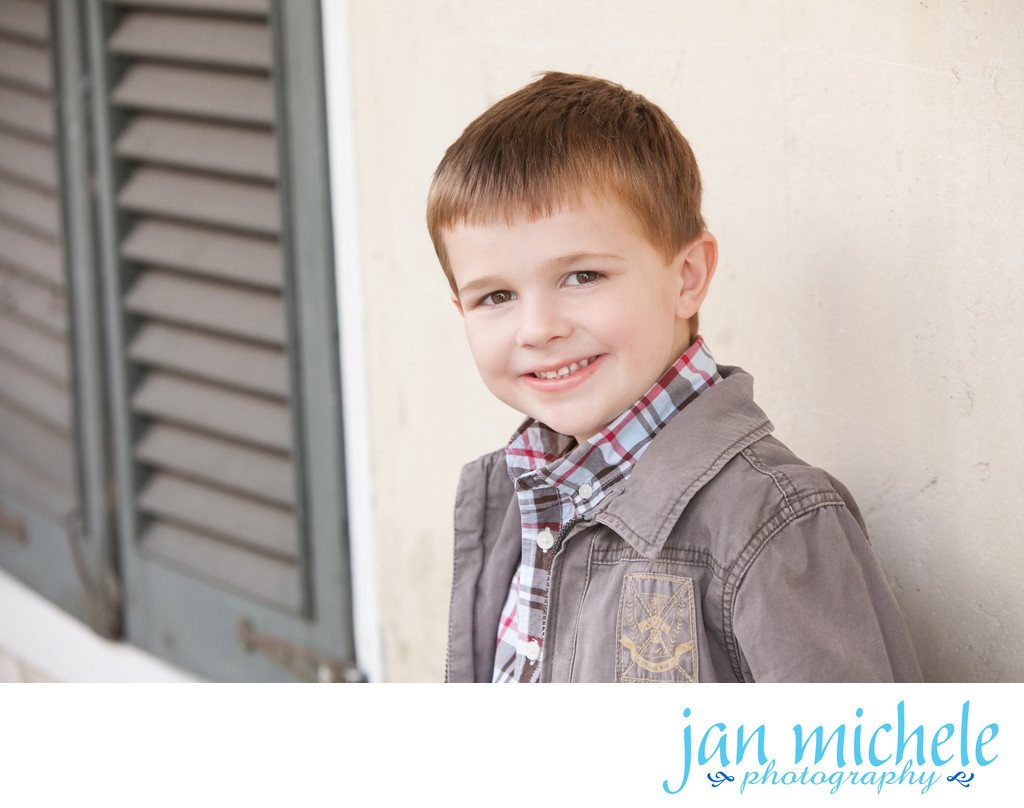 St. Augustine, FL Family Photographer - Leaning Lincoln