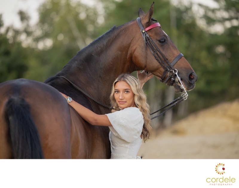 Senior photos with horse Massachusetts