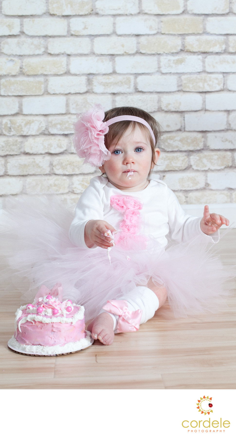 Baby girl Cake Smash Photos Reading MA