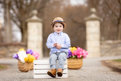 Looking for a family portrait that captures the beauty of Spring? Cordele Photography has an amazing list of locations that will illustrate what your family loves to do.  Contact us!