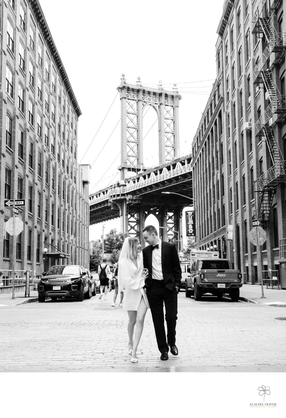 NYC Elopement Photographer: Dumbo Manhattan Bridge View