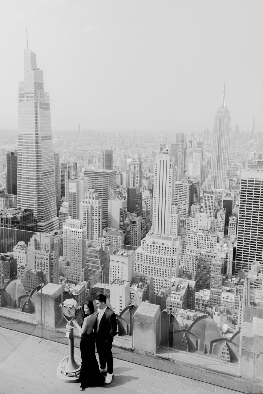 Engagement Photographer NYC: Top of the Rock