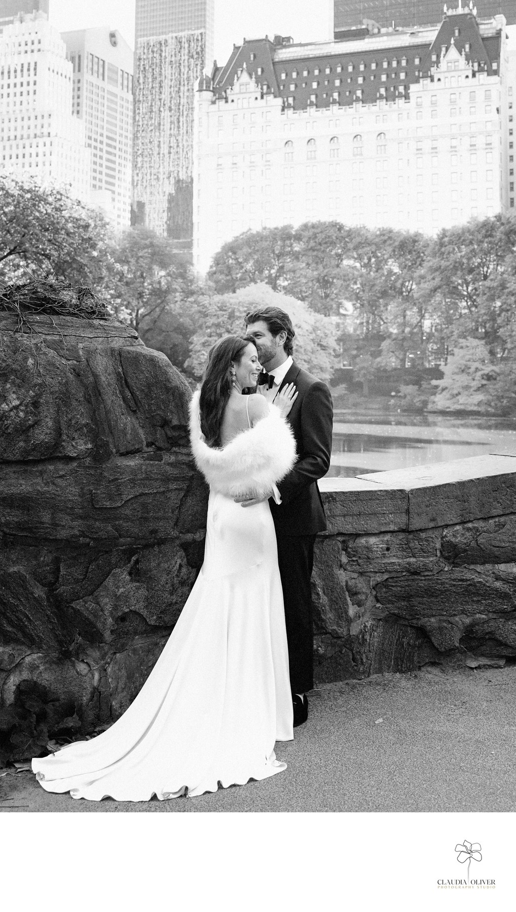 Central Park wedding Photos: Gapstow Bridge