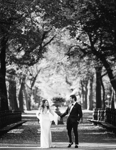 Engagement Pictures Central Park: The Mall and Literary Walk