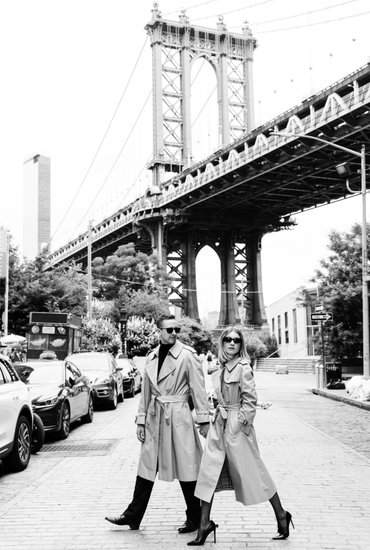 Brooklyn bridge engagement photos: Manhattan photographer