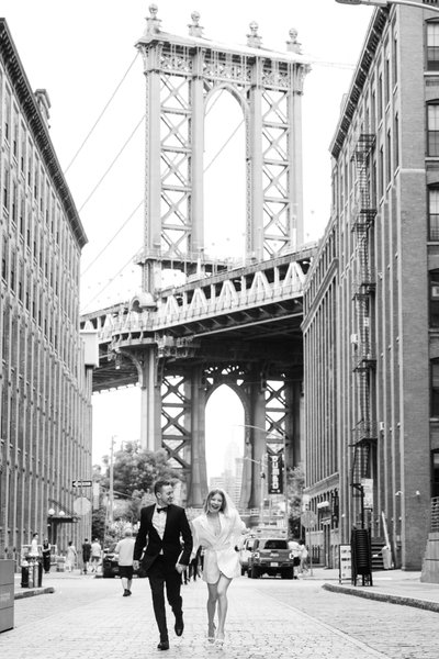 Engagement Photographer NYC: Dumbo Manhattan Bridge View